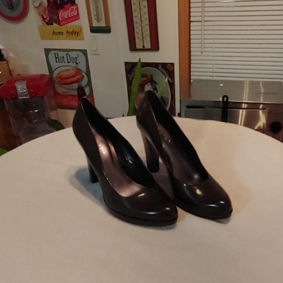Heels - Picture 6 of 8